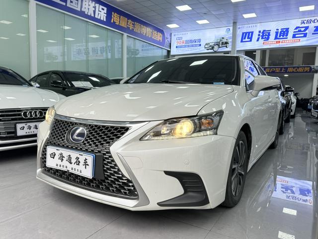 Lexus CT