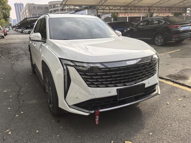 Geely Atlas L