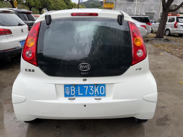 BYD F0