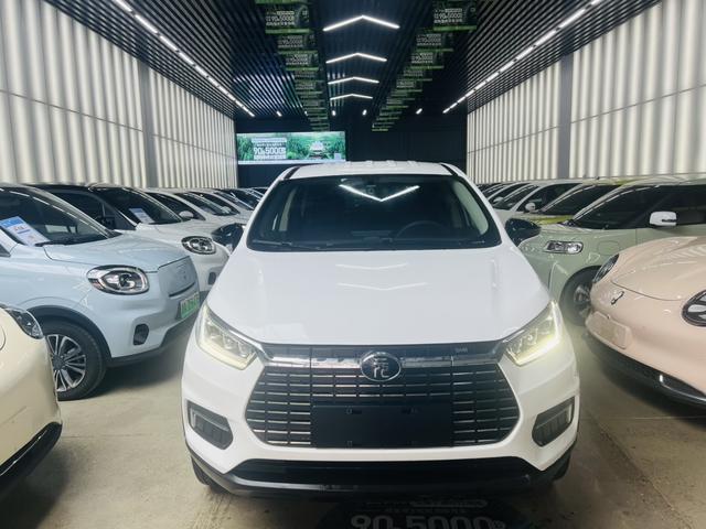 BYD Yuan EV