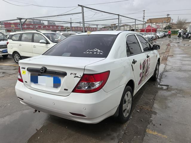 BYD F3