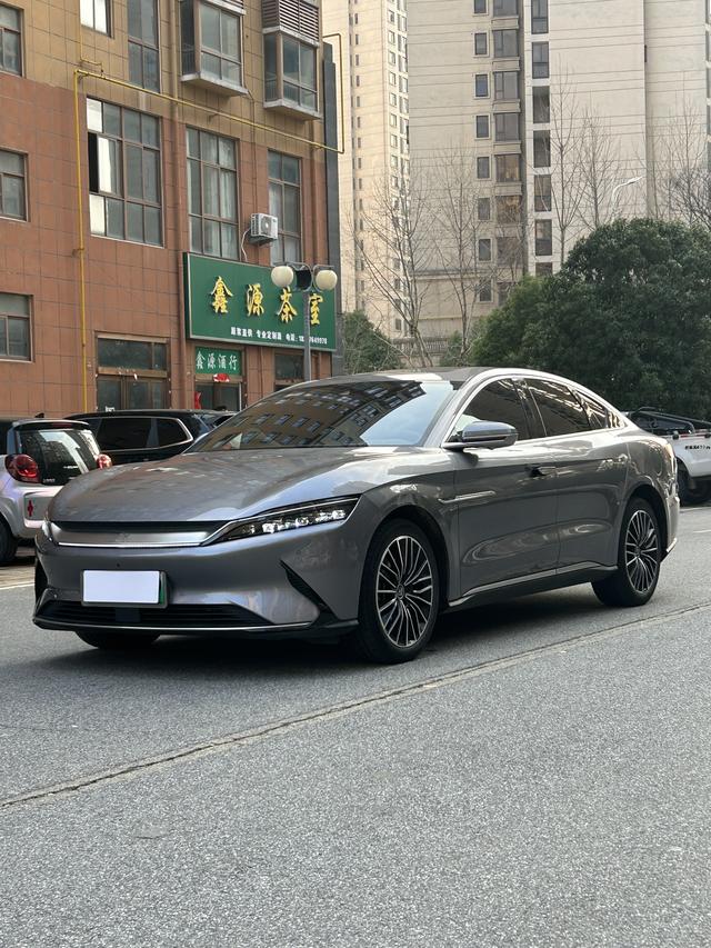 BYD Han EV