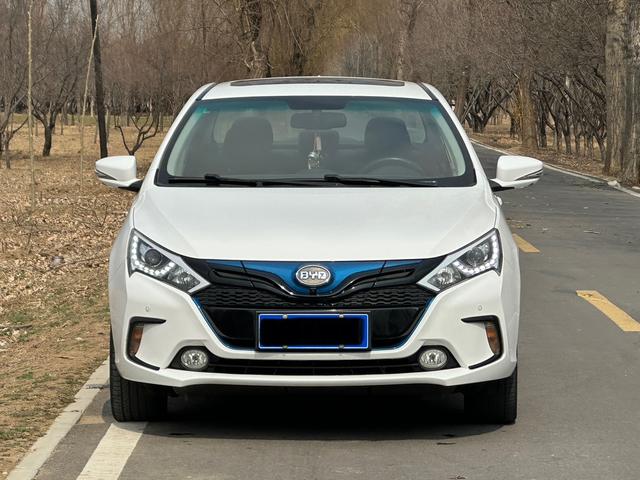 BYD QinEV