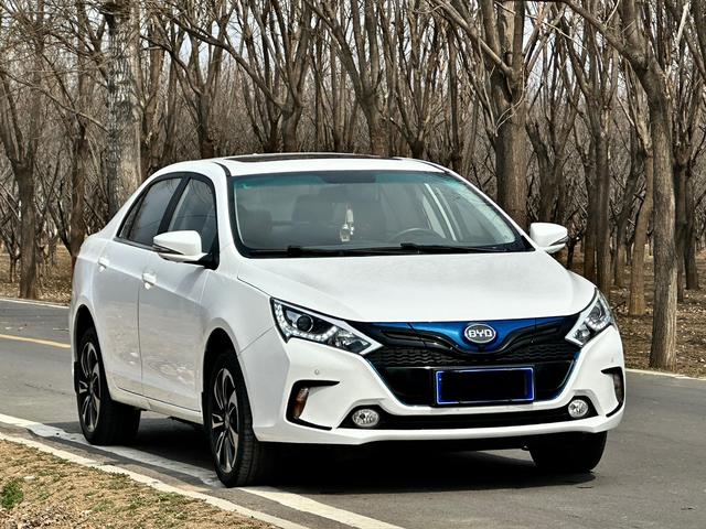 BYD QinEV