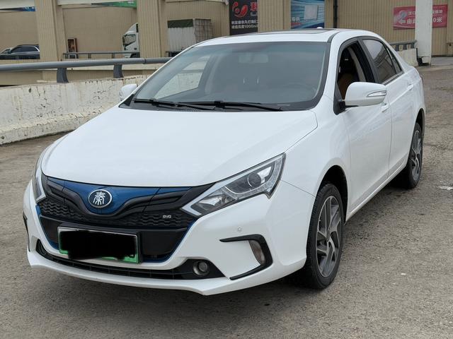 BYD QinEV