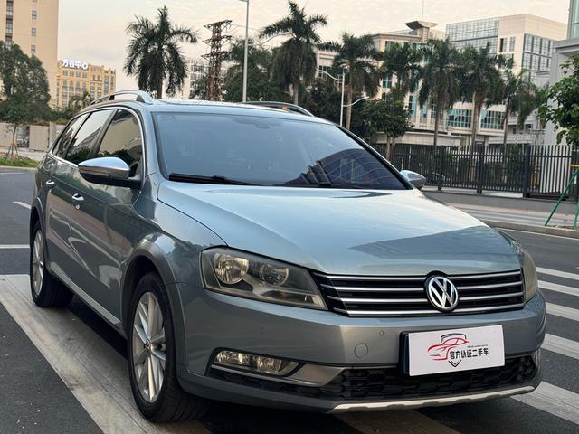 Volkswagen Magotan (imported)