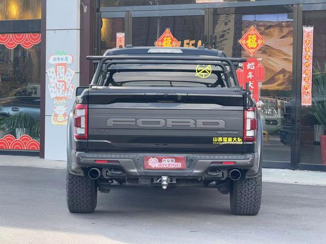 Ford F-150 Raptor