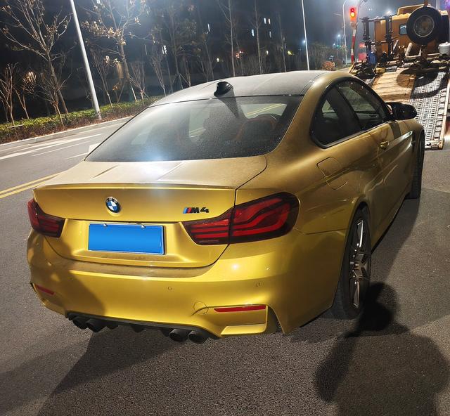 BMW M4