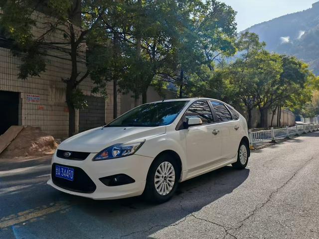 Ford Fox