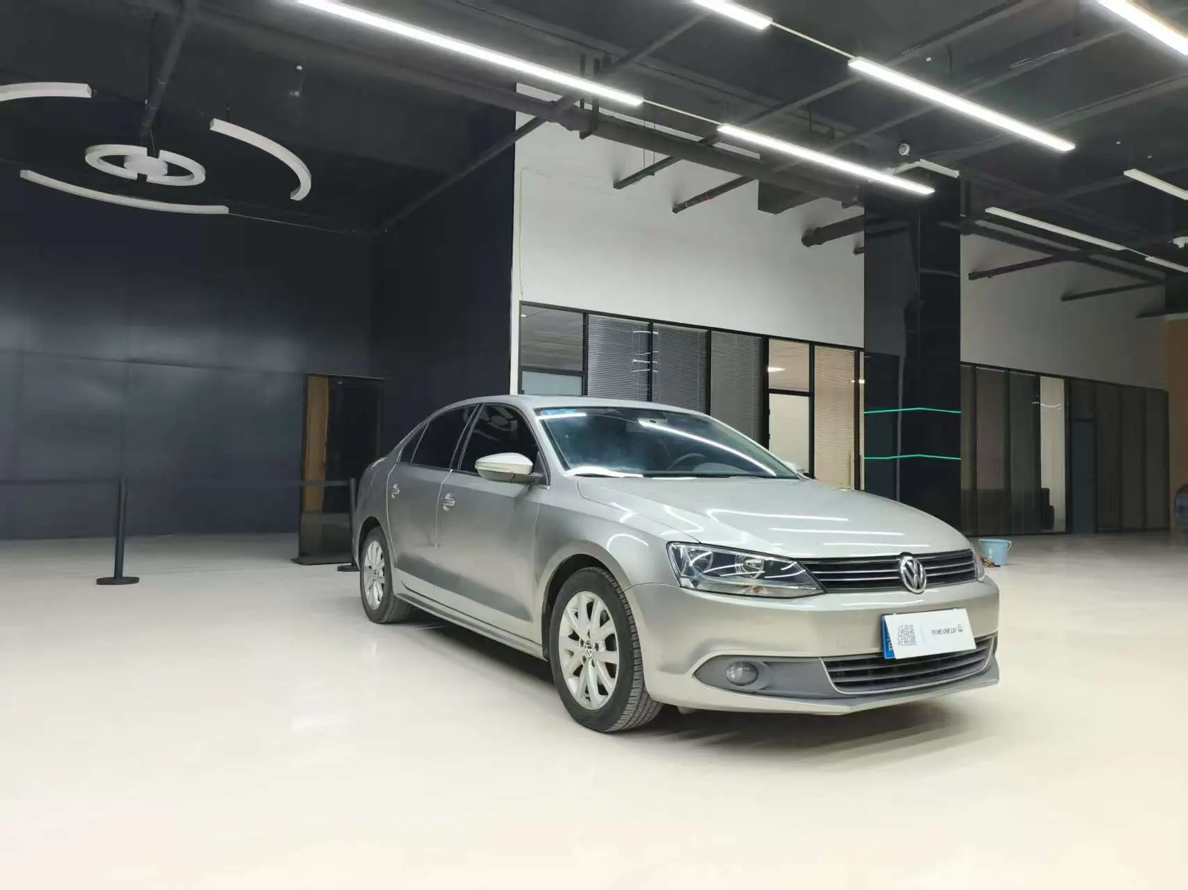 Volkswagen Sagitar  из Китая