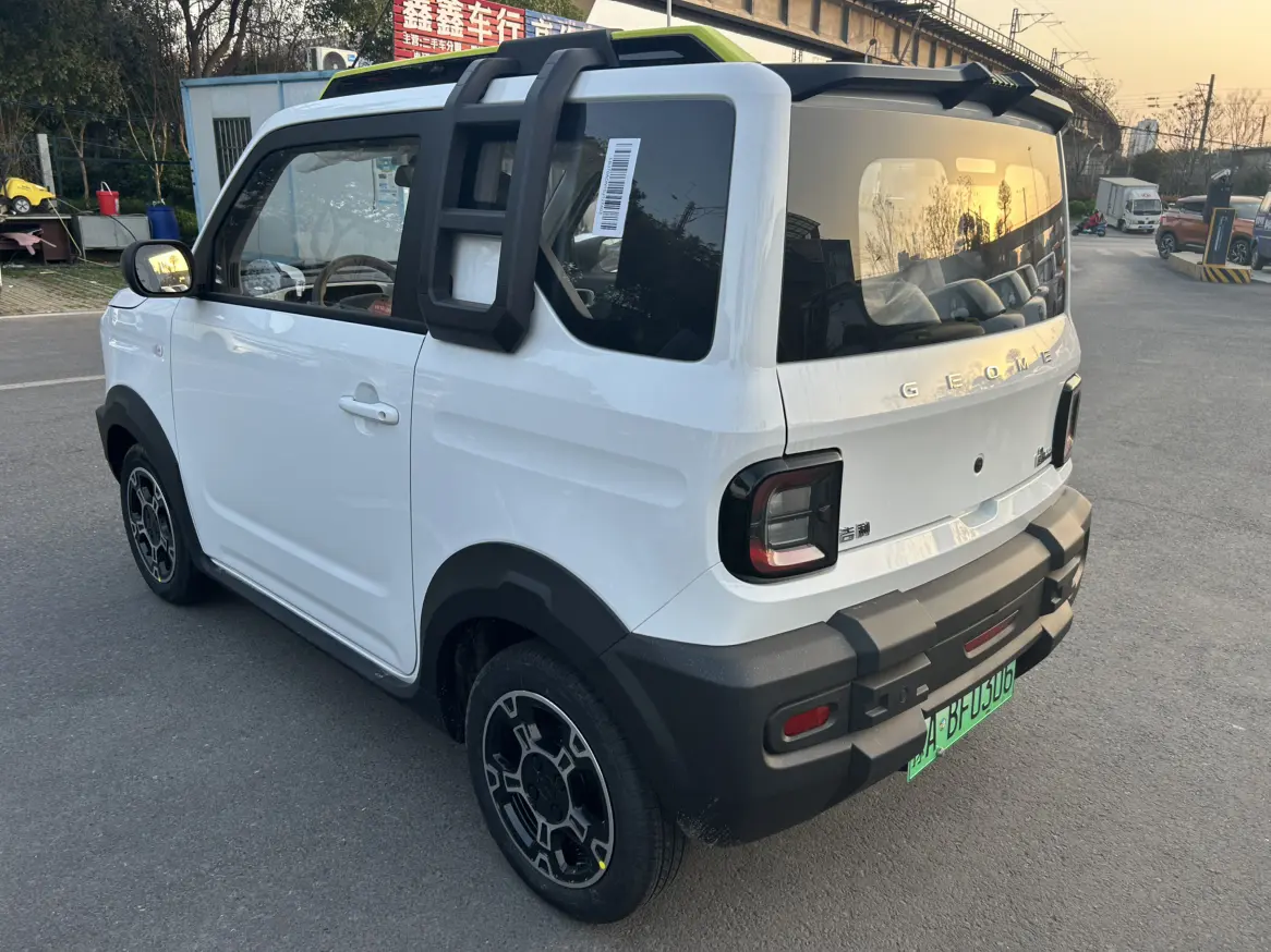 Geely Panda