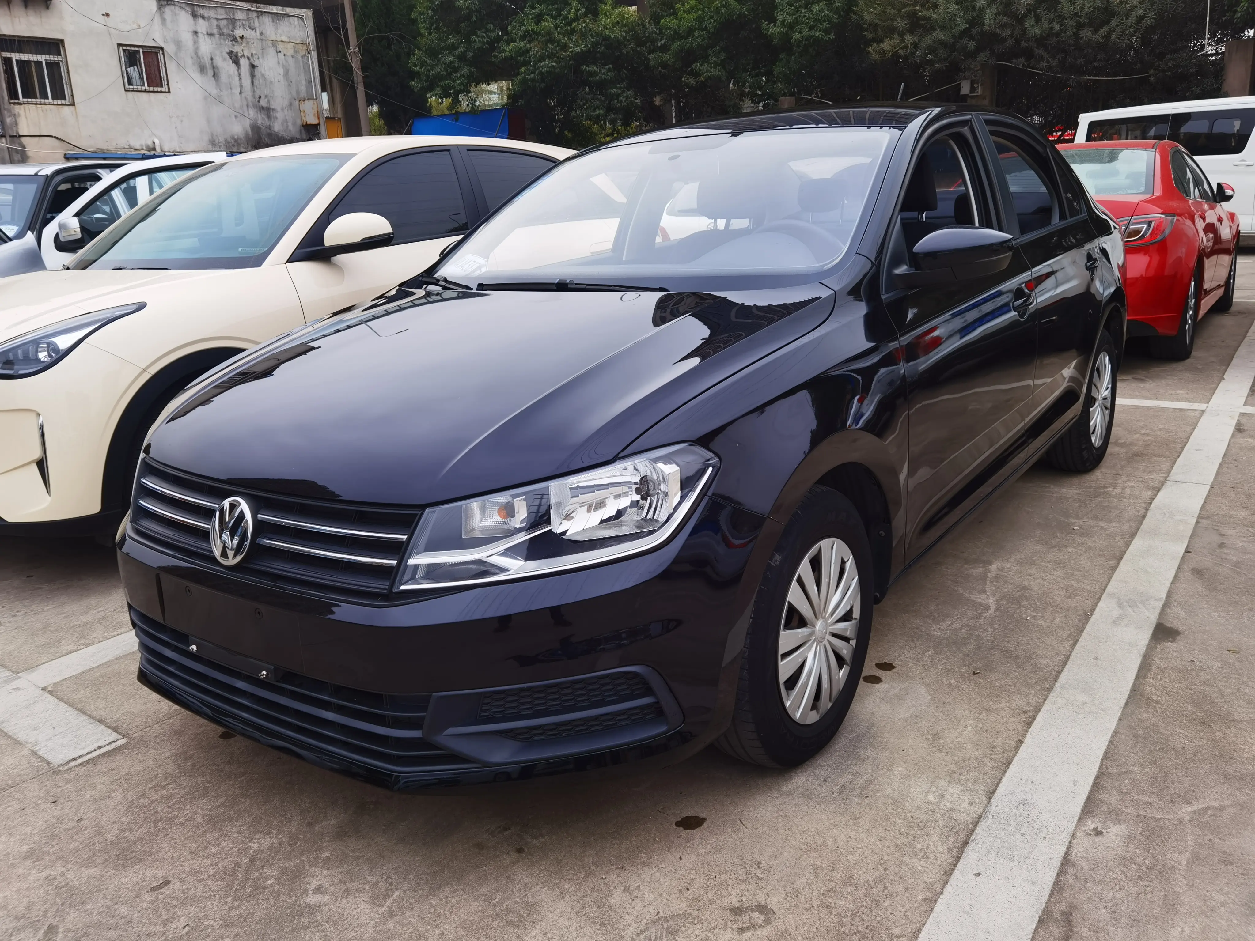 Volkswagen Santana  из Китая