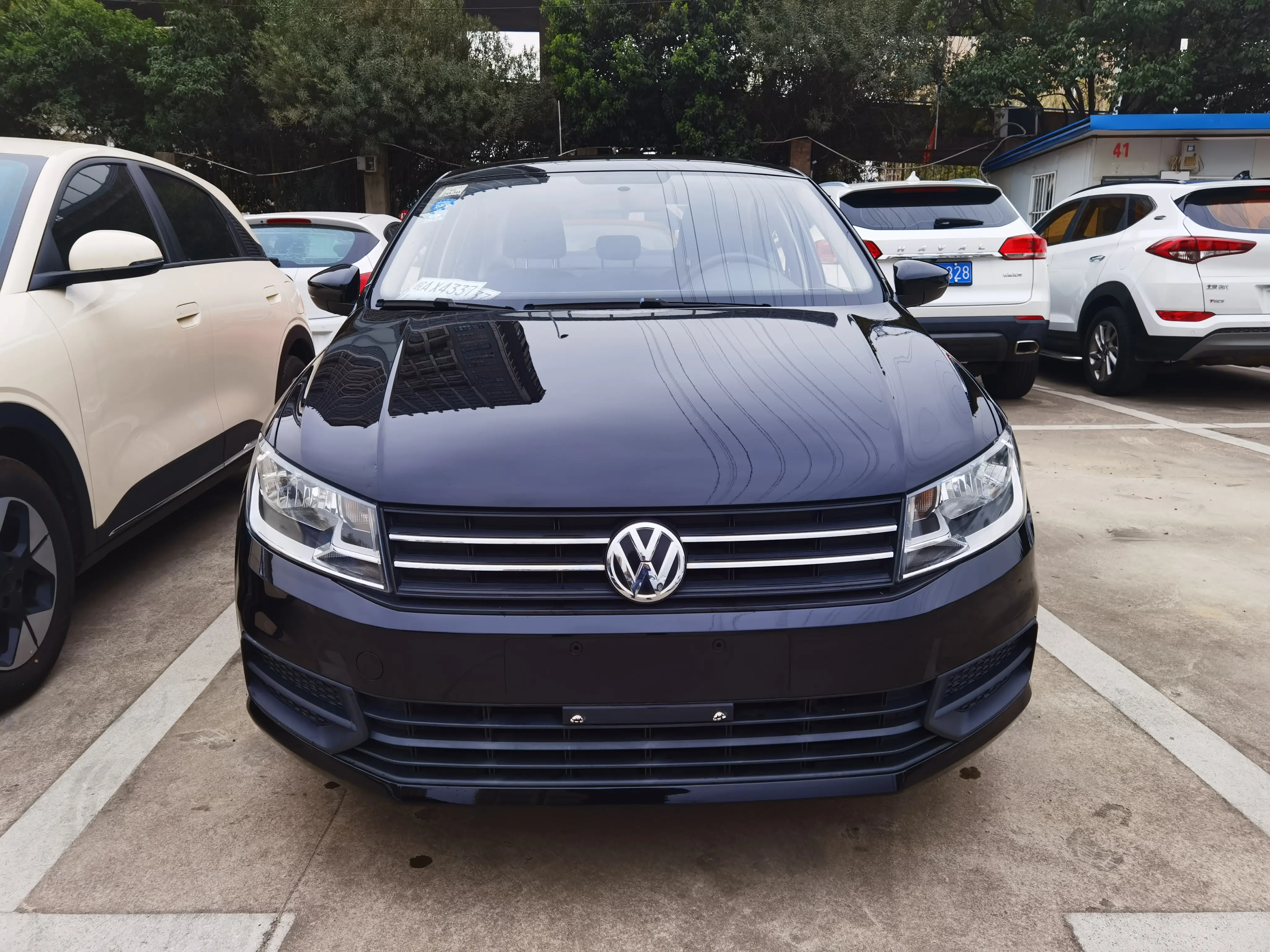 Volkswagen Santana  из Китая