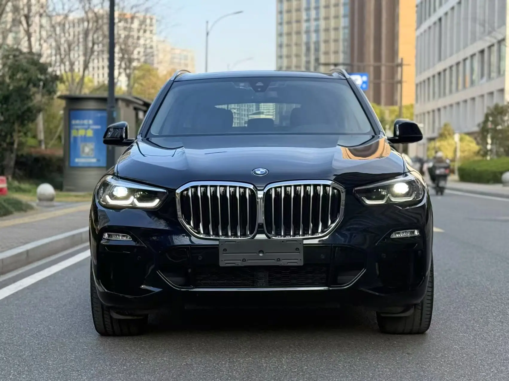 BMW X5 (imported)