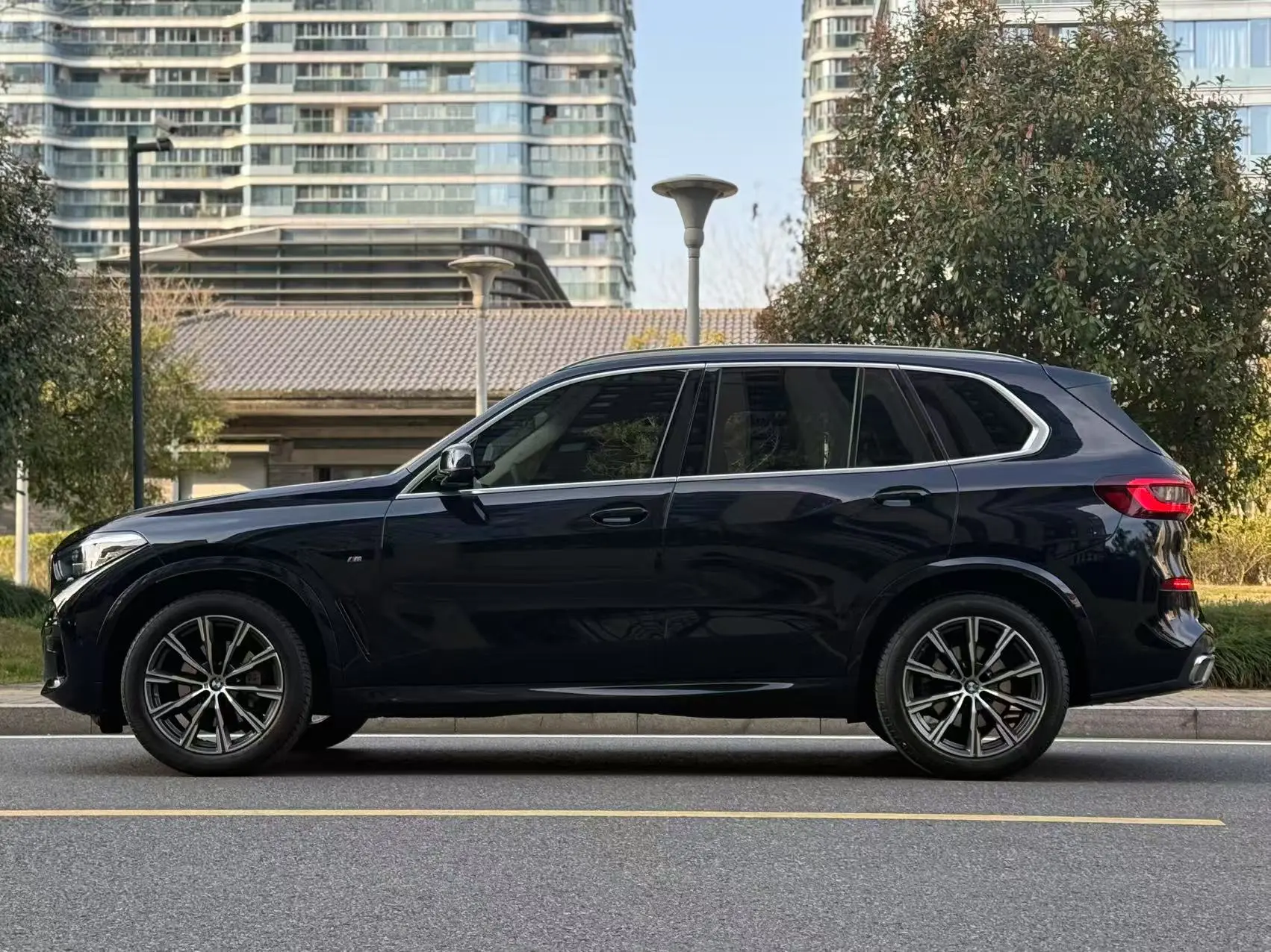 BMW X5 (imported)