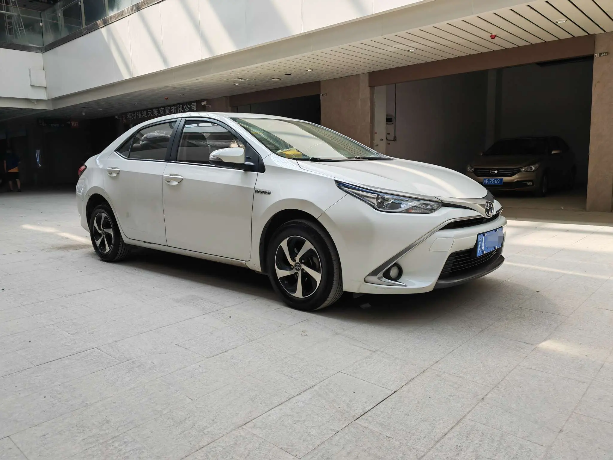 Toyota Levin (Lei Ling)  из Китая