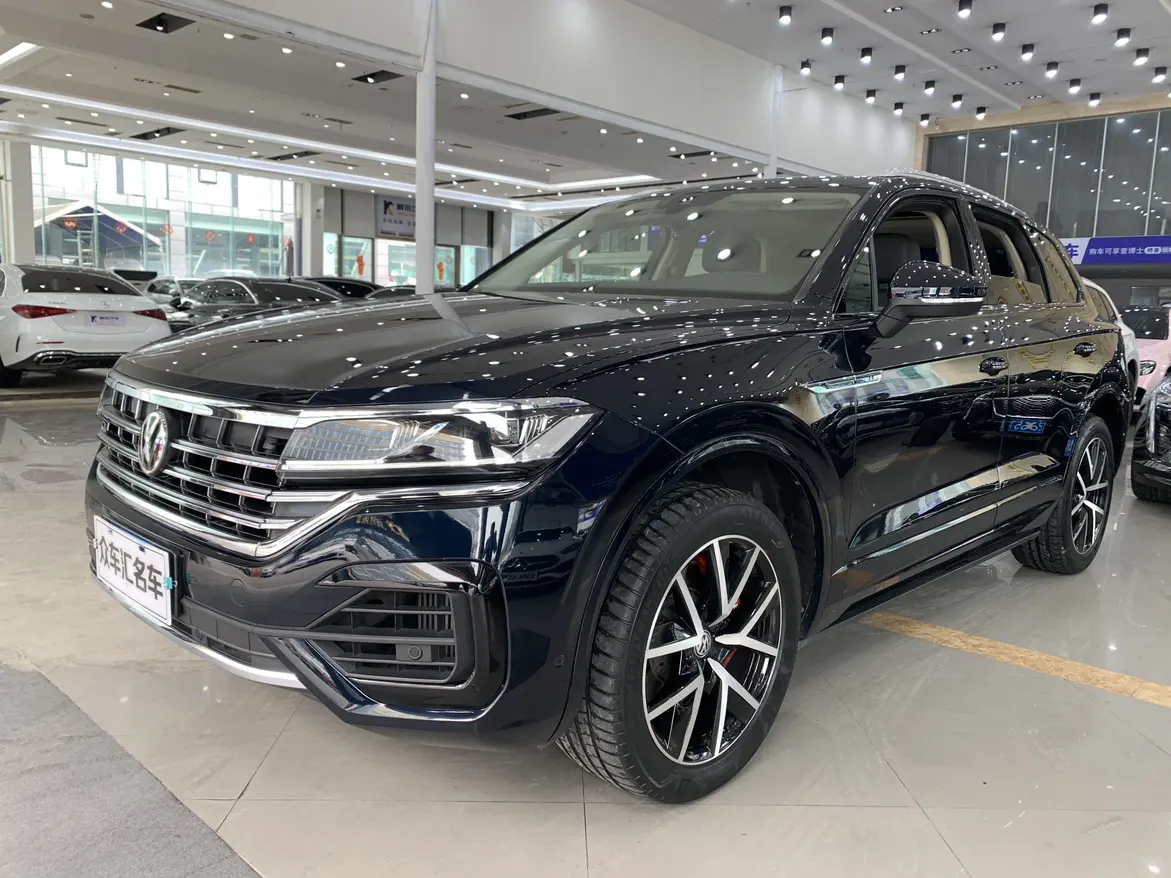 Купить автомобиль Volkswagen Touareg (Volkswagen Touareg) из Китая с доставкой