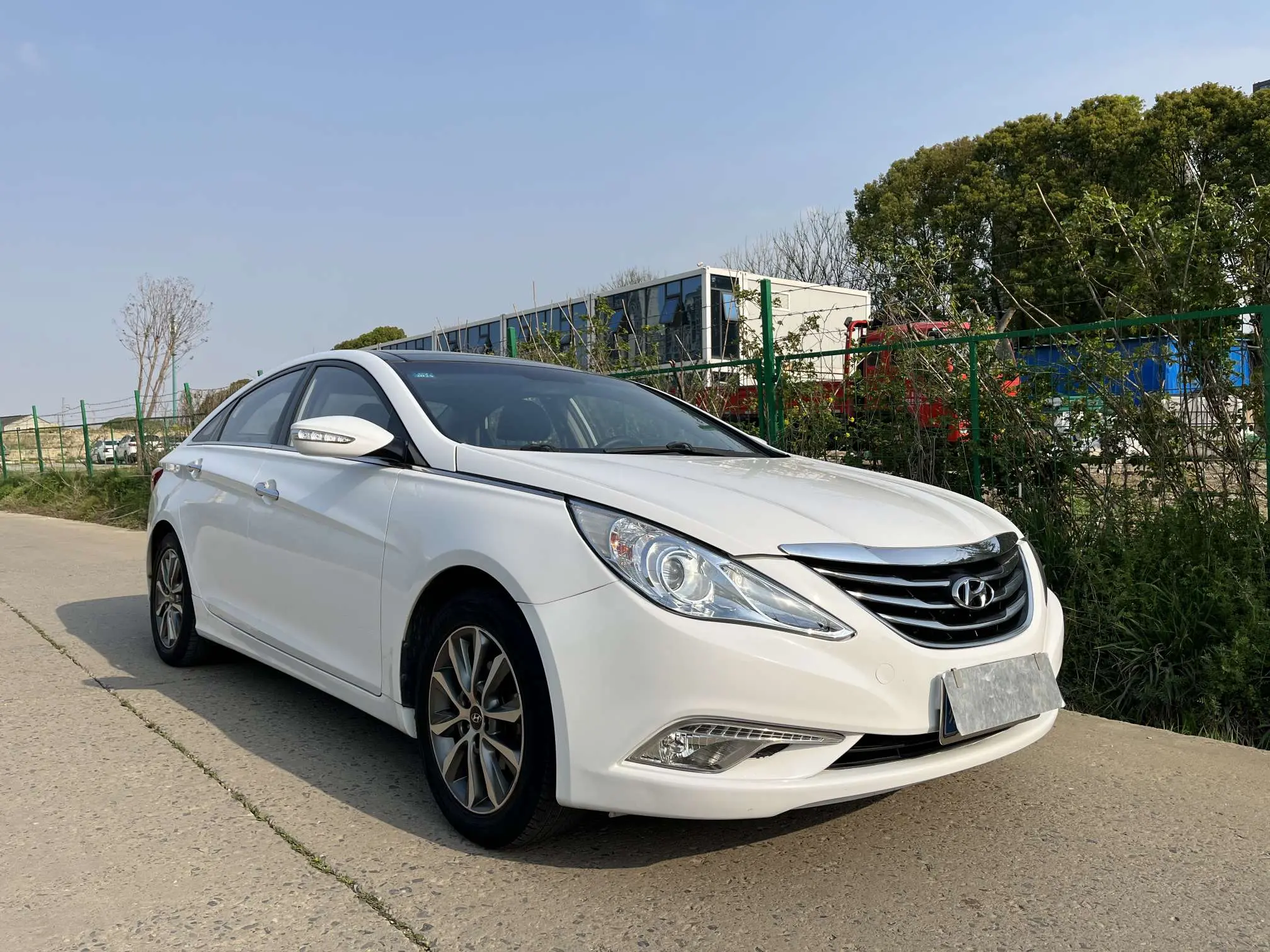 Hyundai Sonata eight
