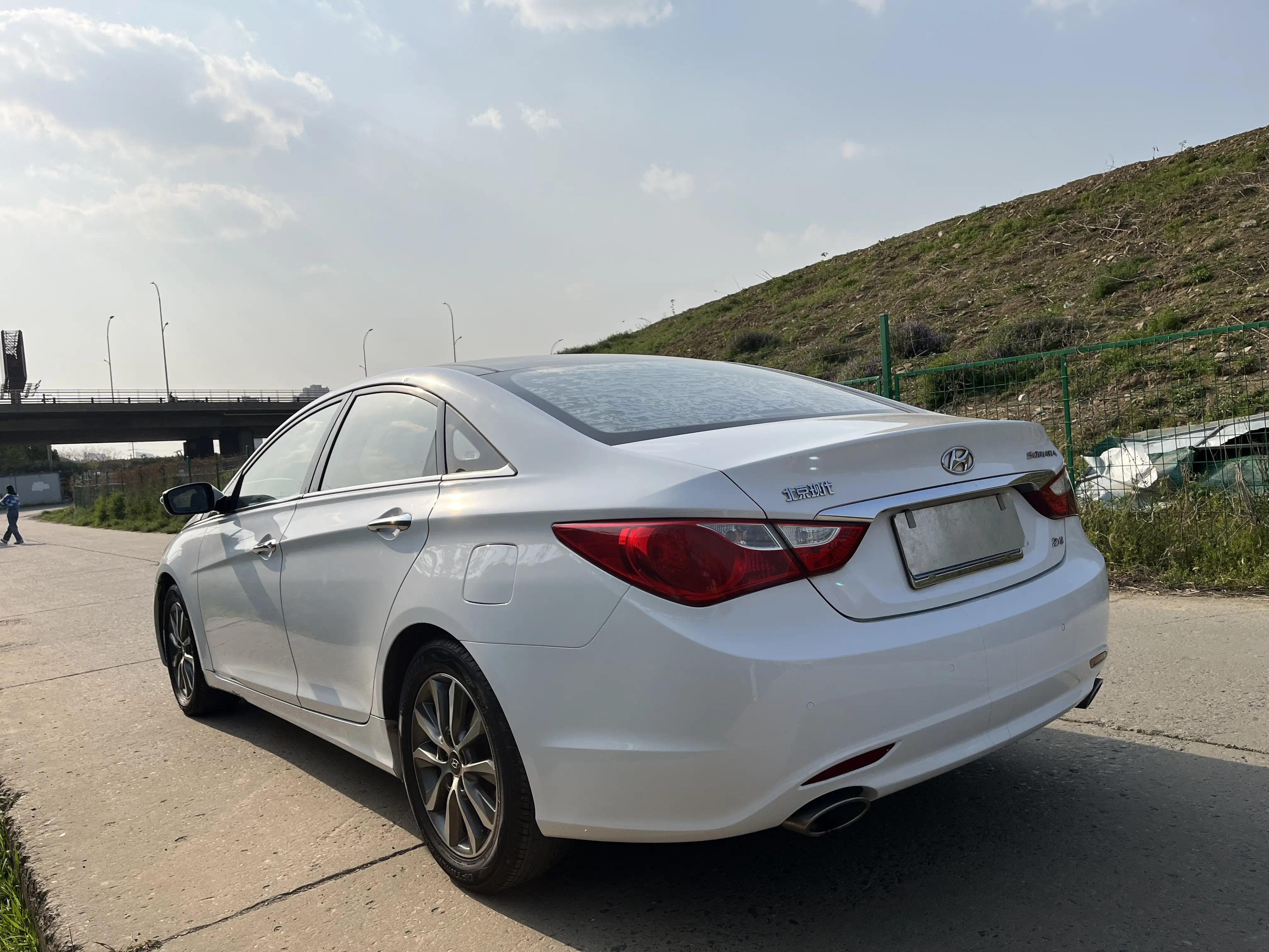 Hyundai Sonata eight