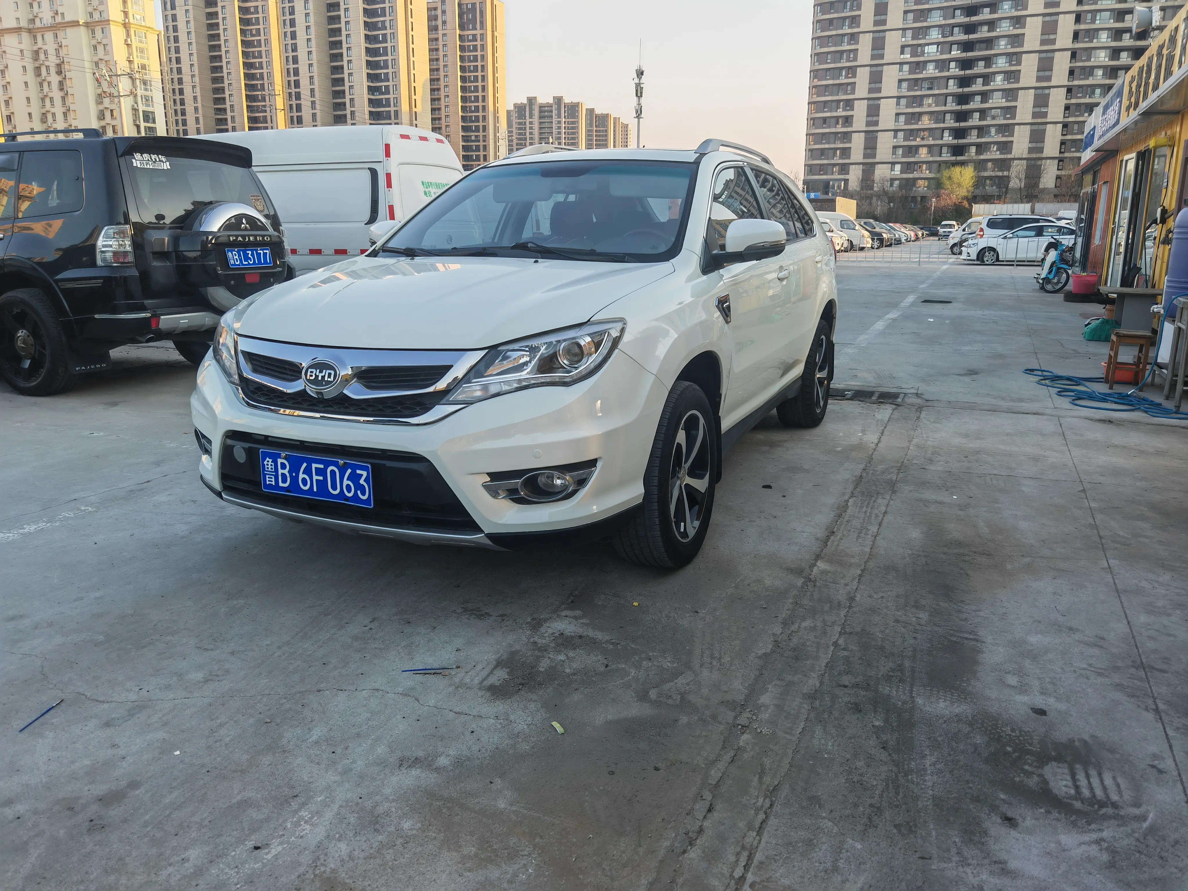 BYD S7