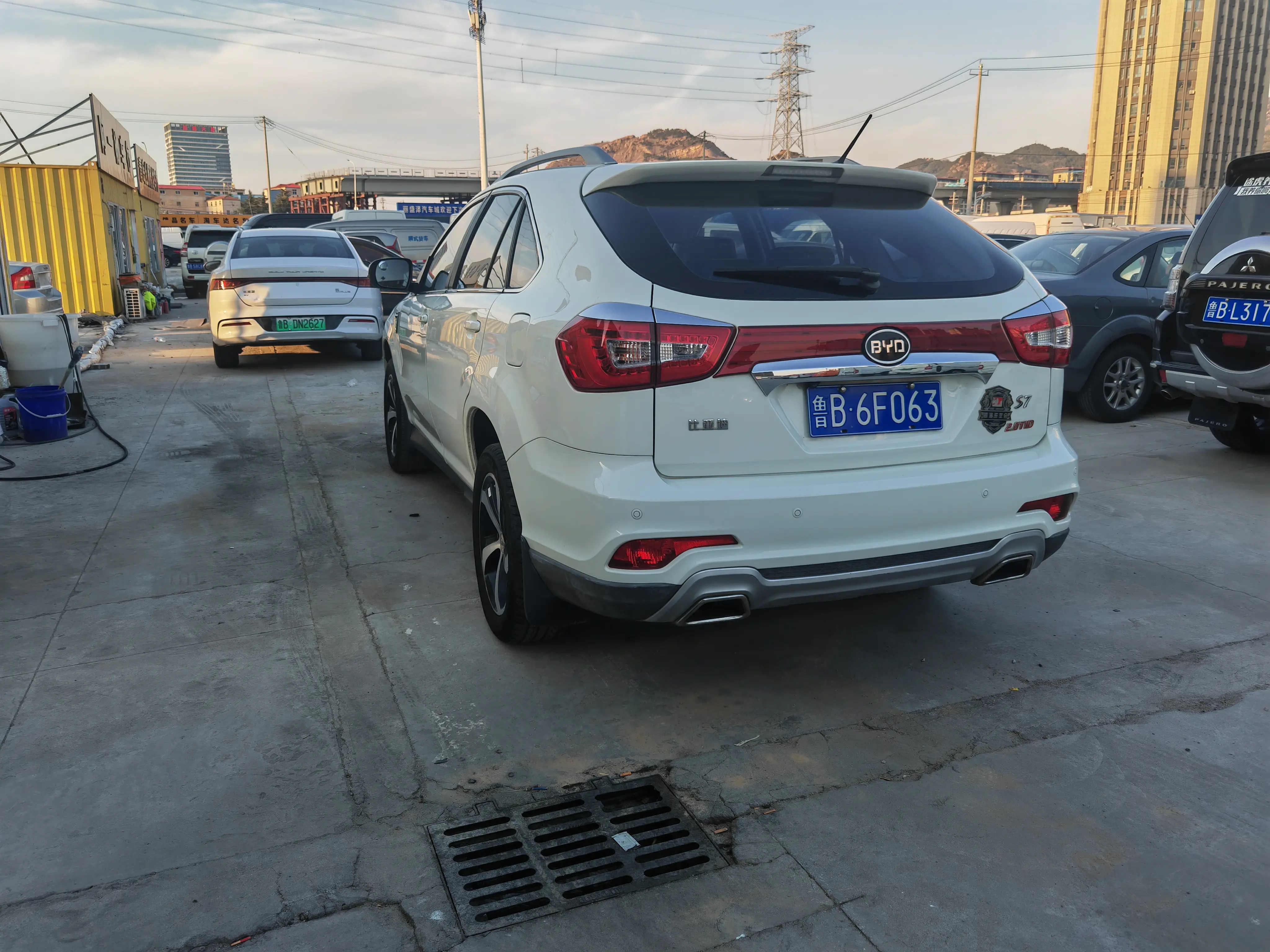 BYD S7