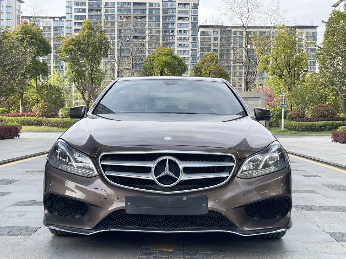 Mercedes-Benz E-Class  из Китая