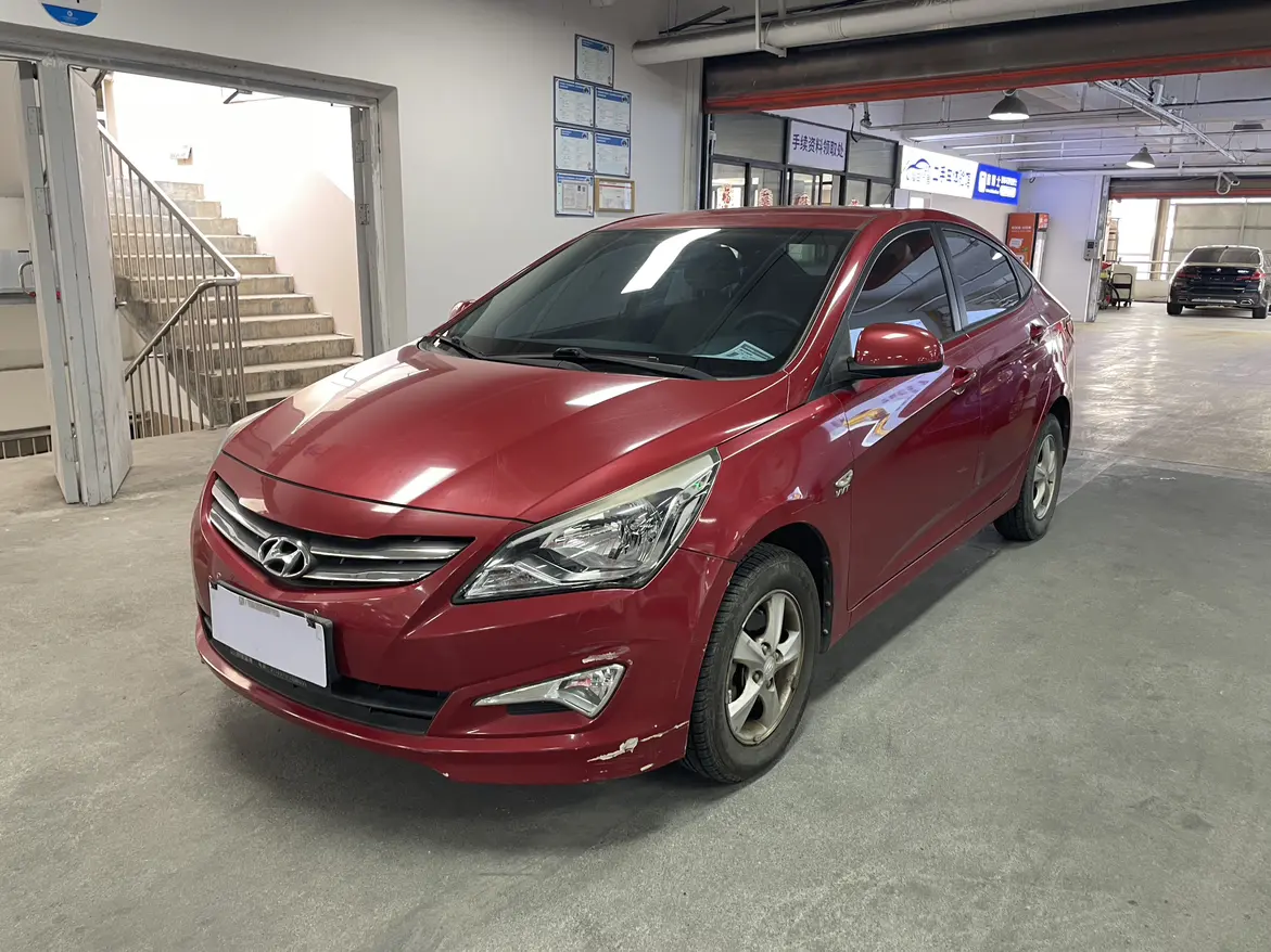 Hyundai Rena