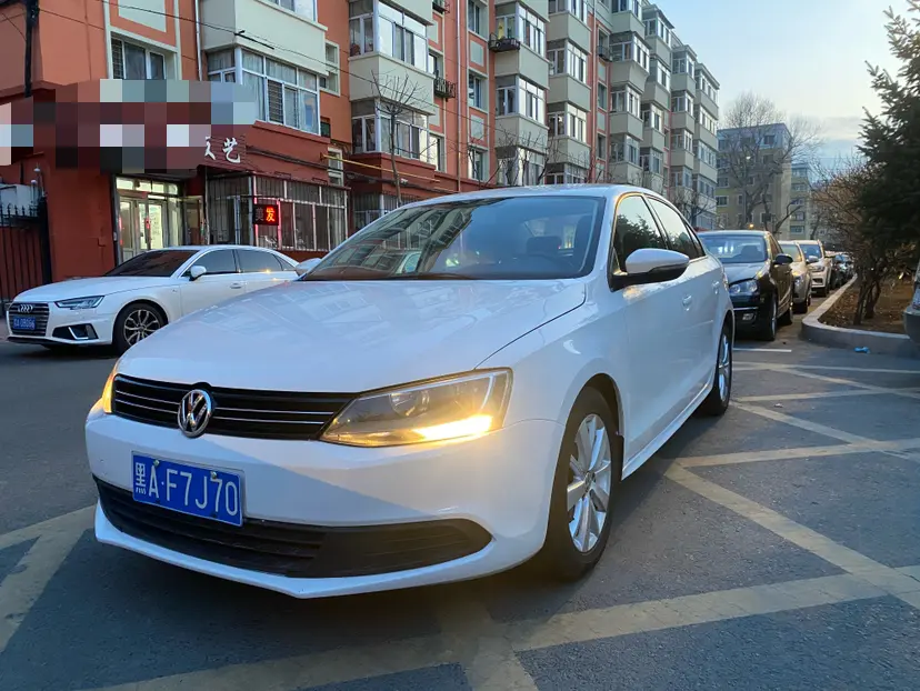 Volkswagen Sagitar  из Китая