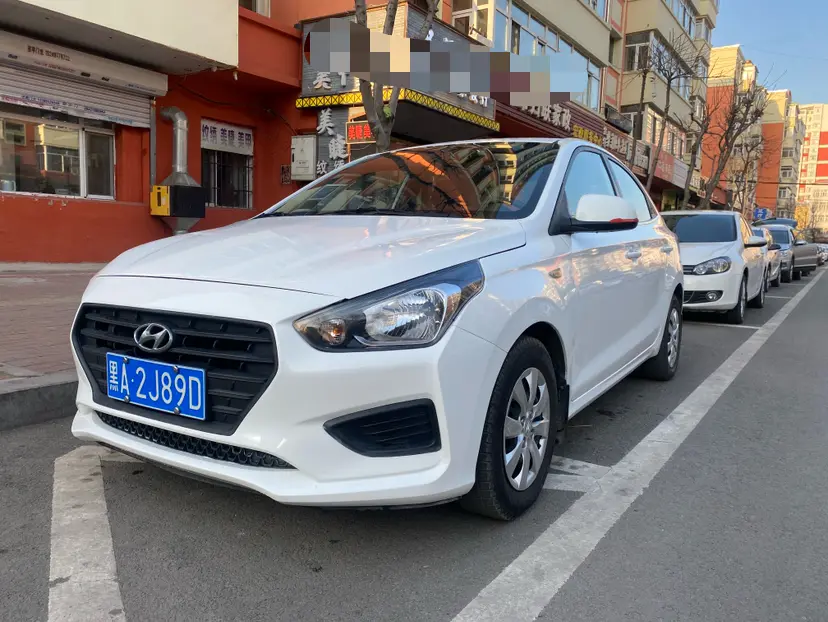 Hyundai Rena