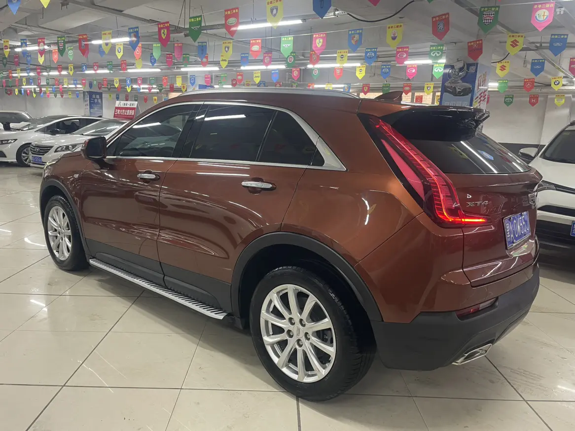 Cadillac XT4