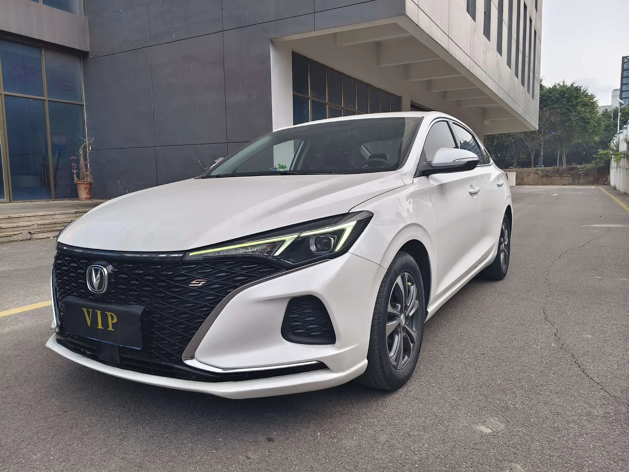 Changan Escape  из Китая