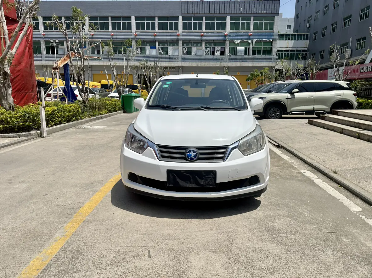 Kai Chen Venucia R50