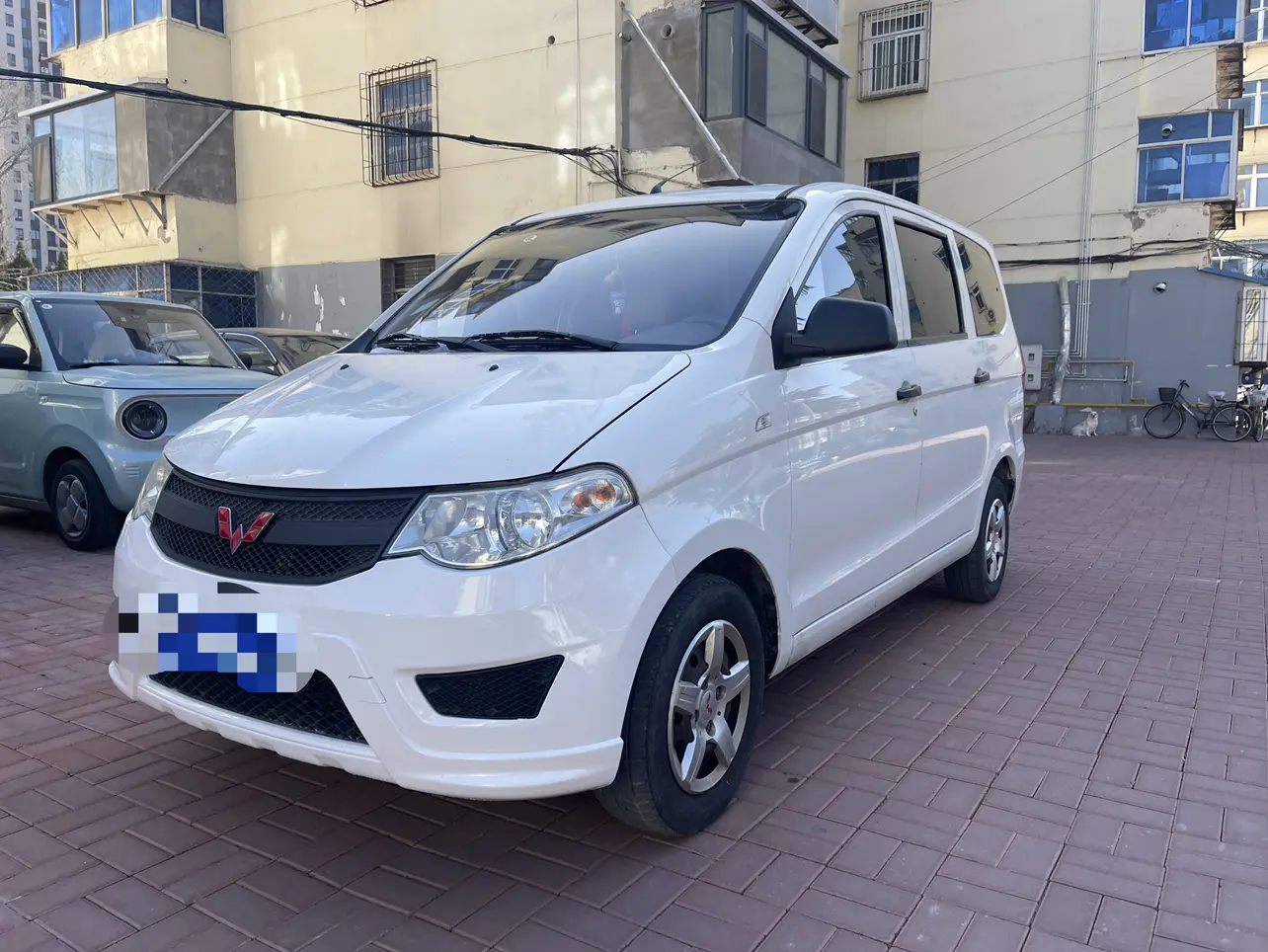 Wuling Hongguang  из Китая