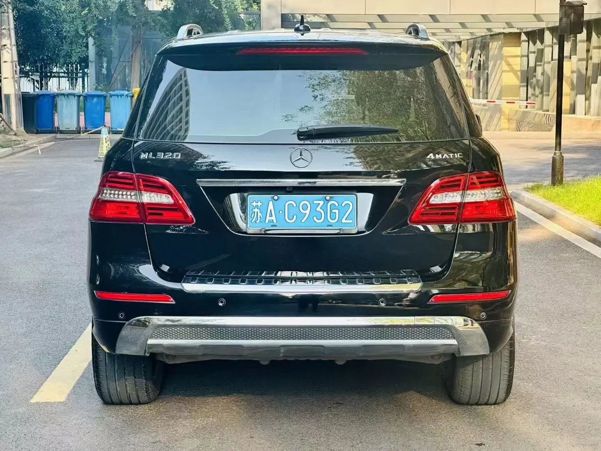 Mercedes-Benz Mercedes Benz M Class