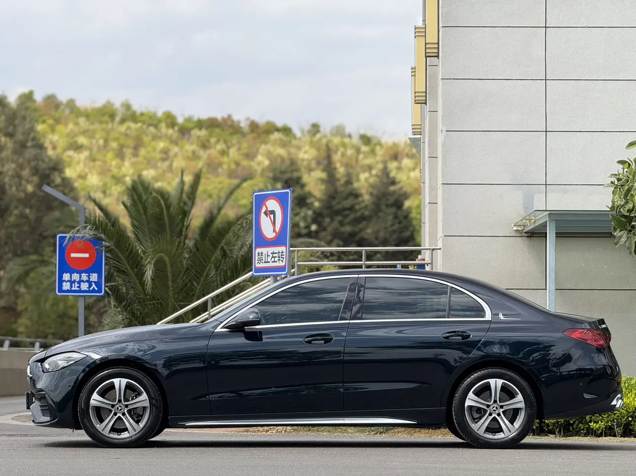 Mercedes-Benz Mercedes Benz C Class