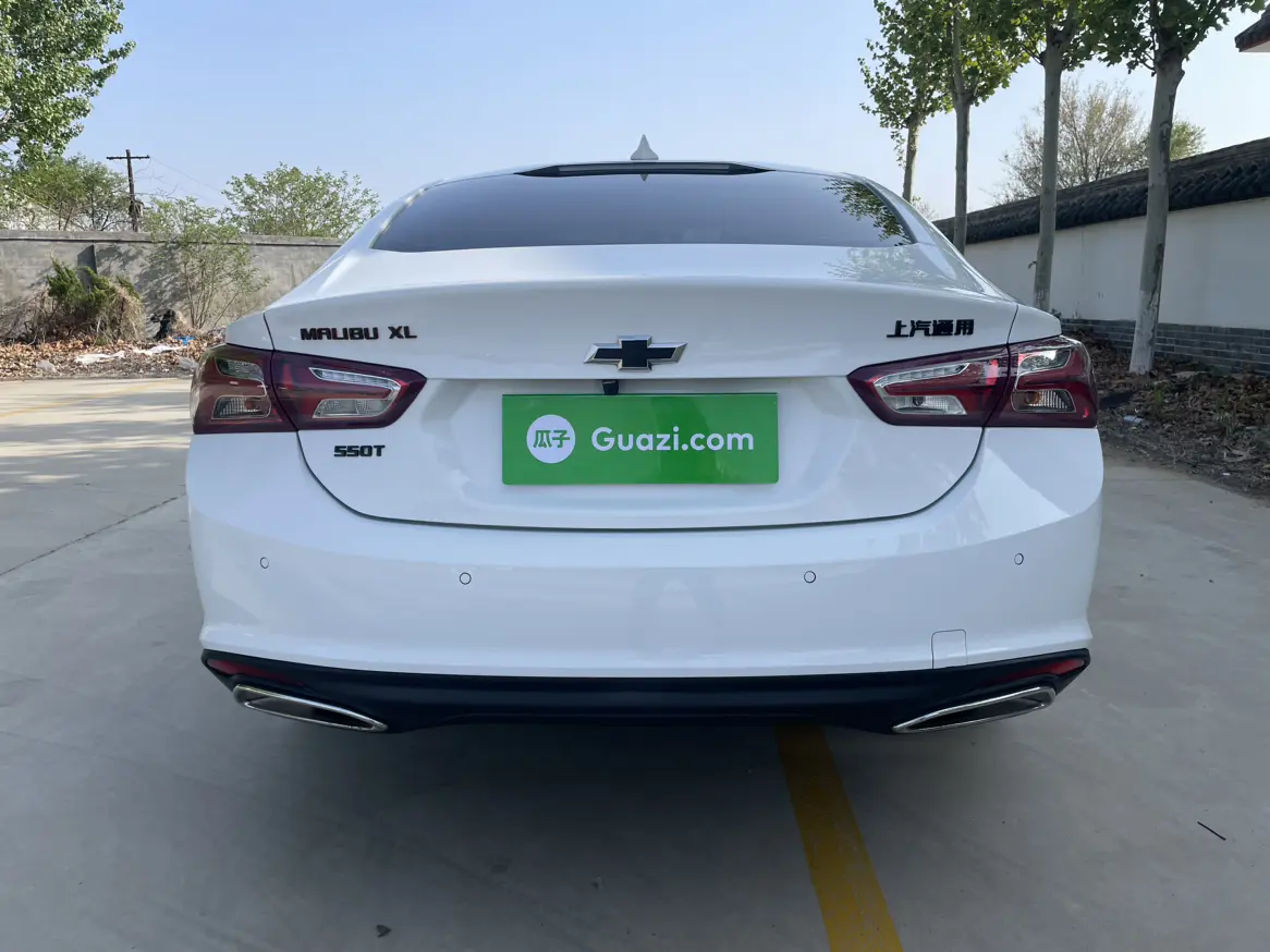 Chevrolet Malibu XL