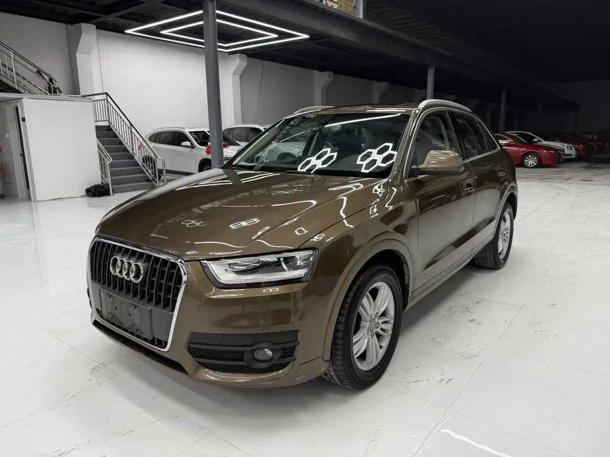 Audi Q3  из Китая