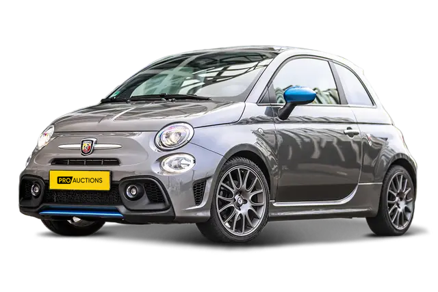 Новые автомобили Abarth 595 из Китая в Москву