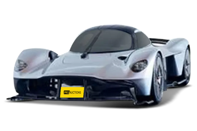 Новые автомобили Aston Martin Mars из Китая в Москву