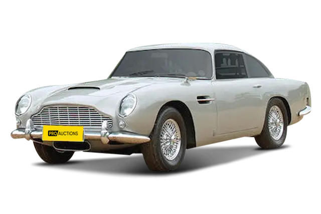 Новые автомобили Aston Martin DB5 из Китая в Москву