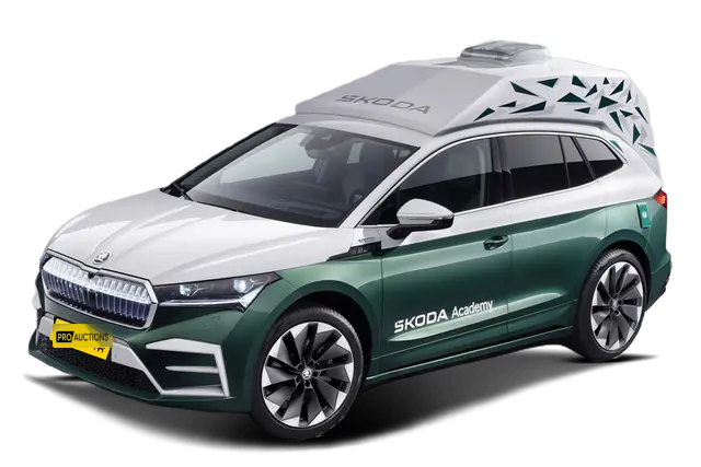 Новые автомобили Skoda Roadiaq из Китая в Москву