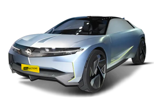 Новые автомобили Opel Experimental из Китая в Москву