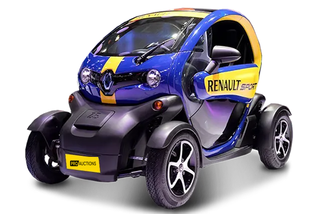 Новые автомобили Renault Twizy из Китая в Москву