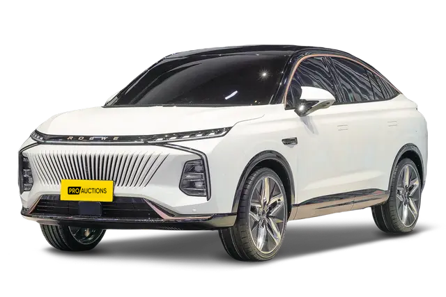 Новые автомобили Roewe Whale из Китая в Москву