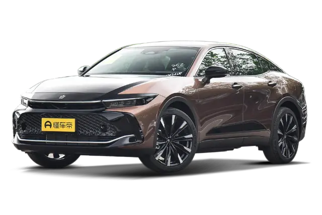 Toyota Crown SportCross из Китая