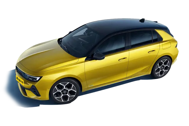 Новые автомобили Opel Astra PHEV из Китая в Москву