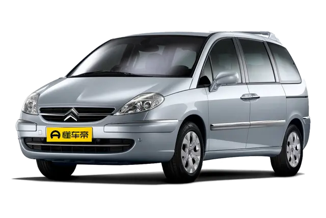 Новые автомобили Citroën C8 из Китая в Москву
