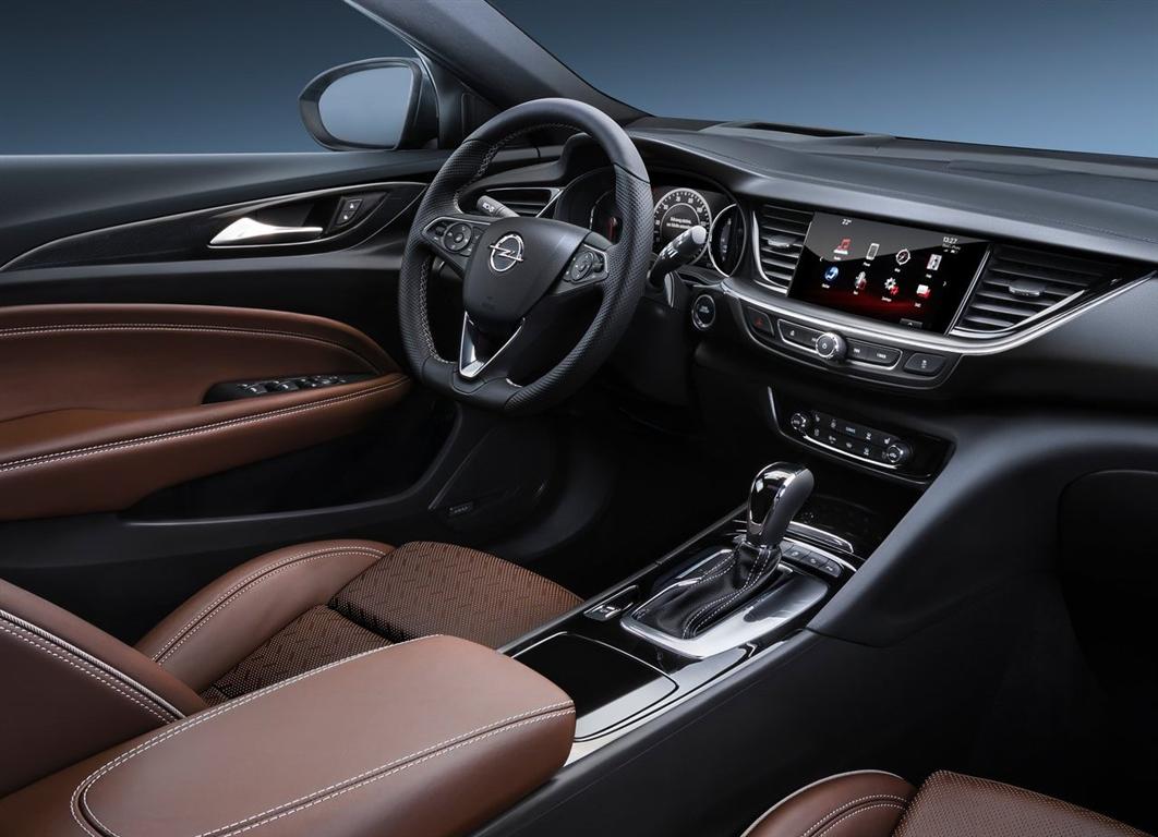 Opel Insignia — фото 5